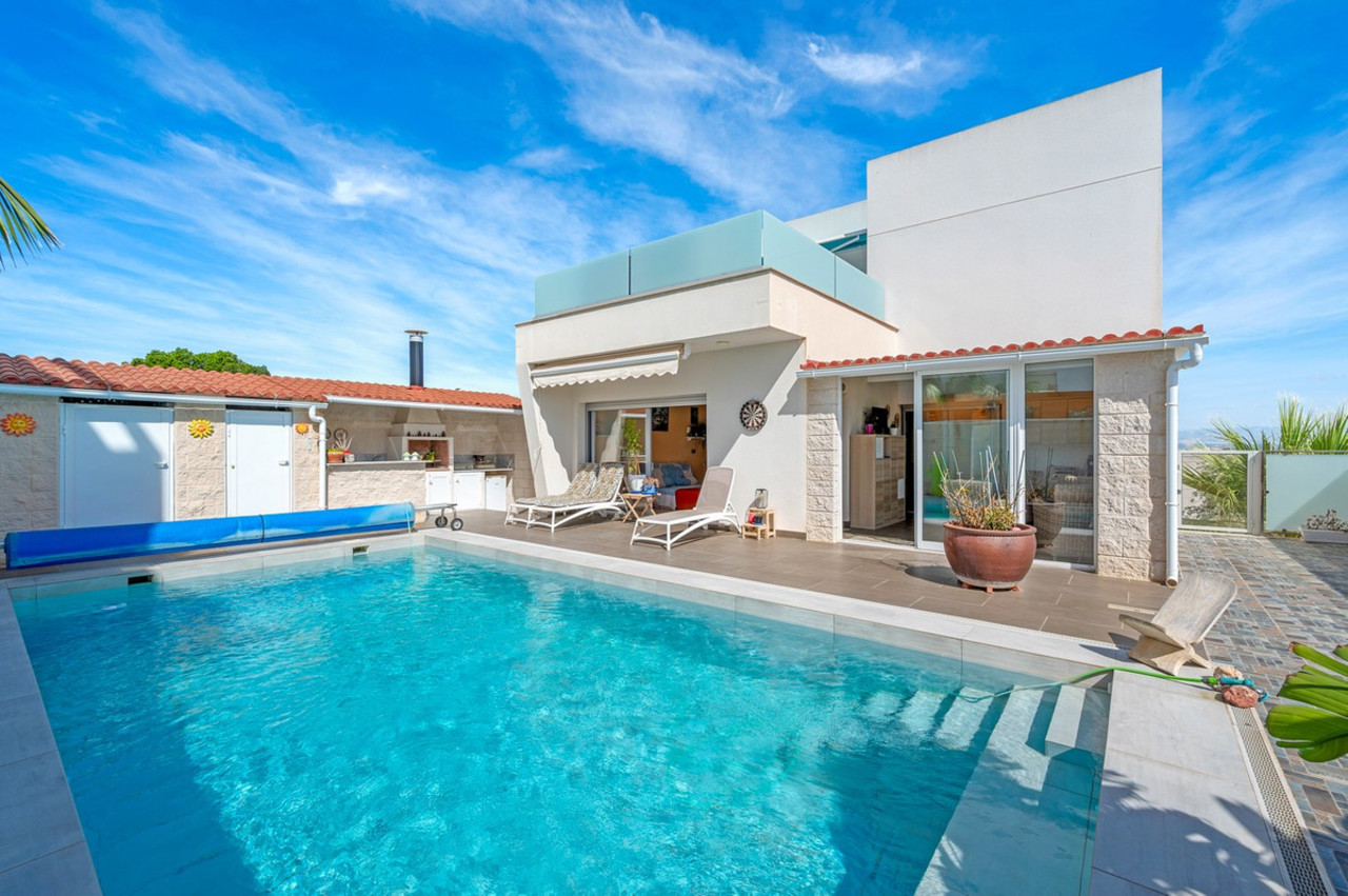 2 bedroom Villa for sale in Benijofar