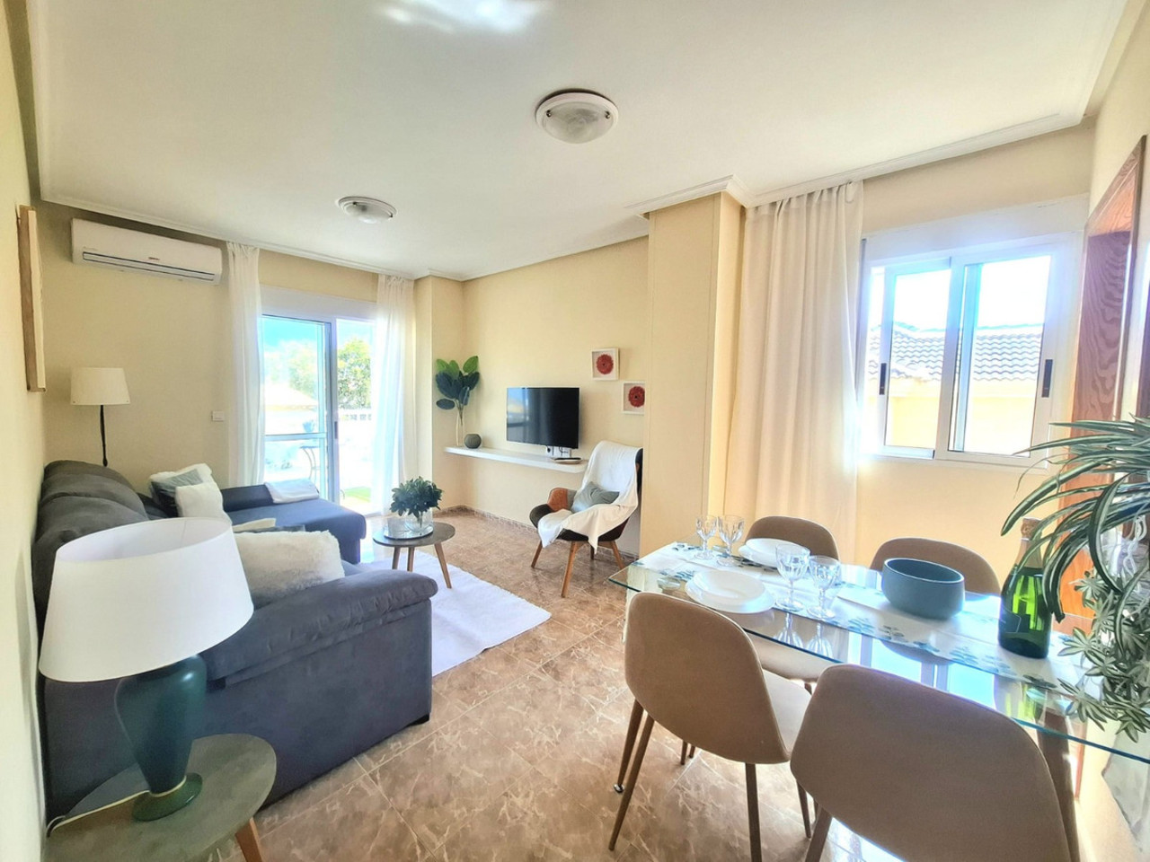 2 bedroom Apartamento se vende en Torrevieja
