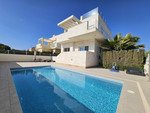 5 bedroom Villa for sale in La Zenia