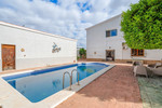 6 bedroom Villa for sale in Elche