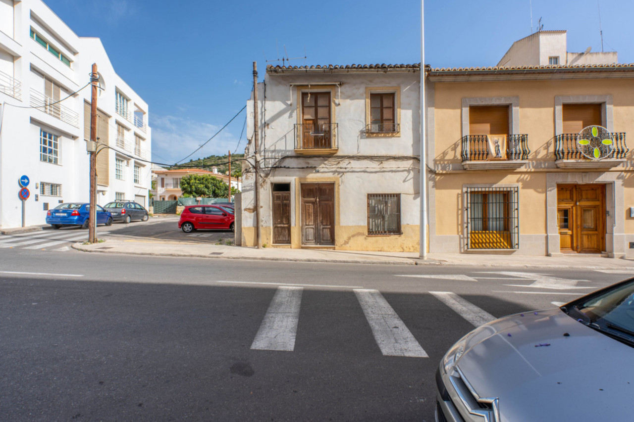 Plot for sale in Javea