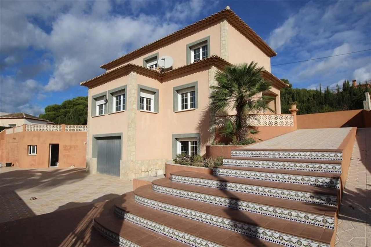 5 bedroom Villa se vende en Calpe