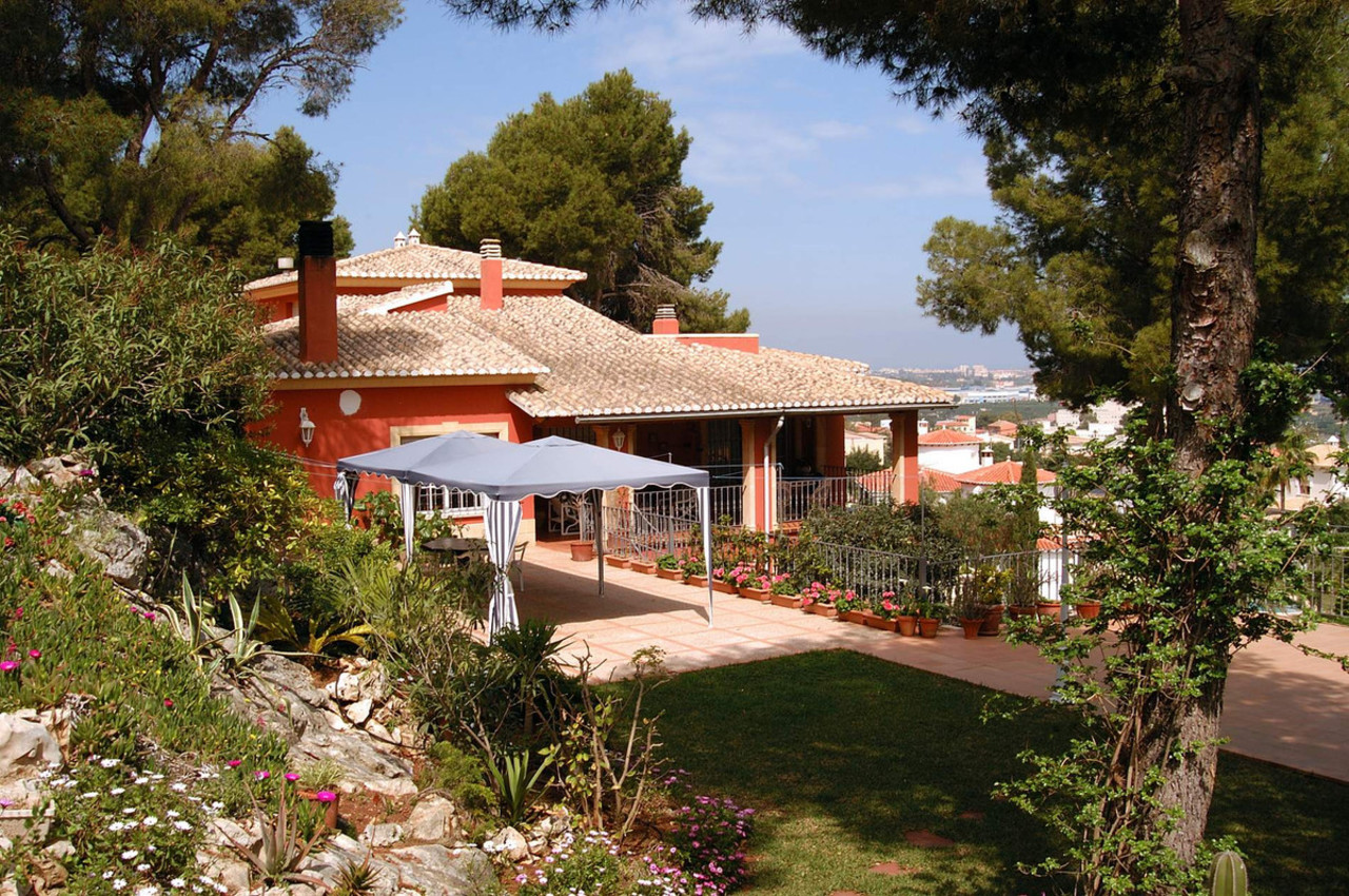 6 bedroom Villa se vende en Denia