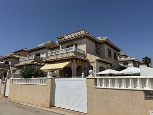 3 bedroom Villa te koop in Orihuela Costa