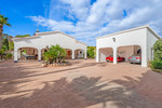6 bedroom Villa for sale in Elche