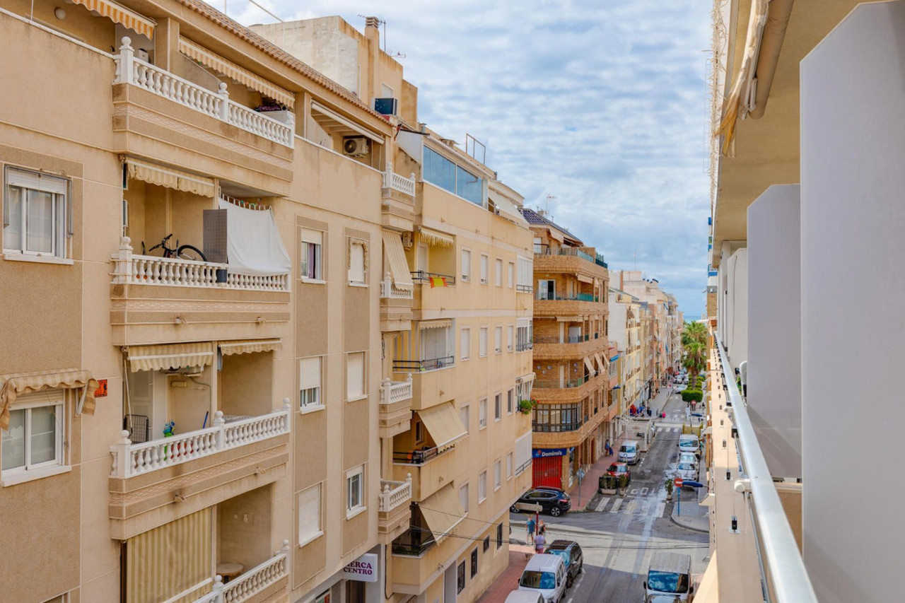 3 bedroom Apartamento se vende en Torrevieja