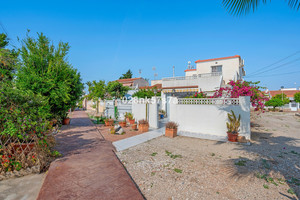 5 bedroom Villa te koop in Torrevieja