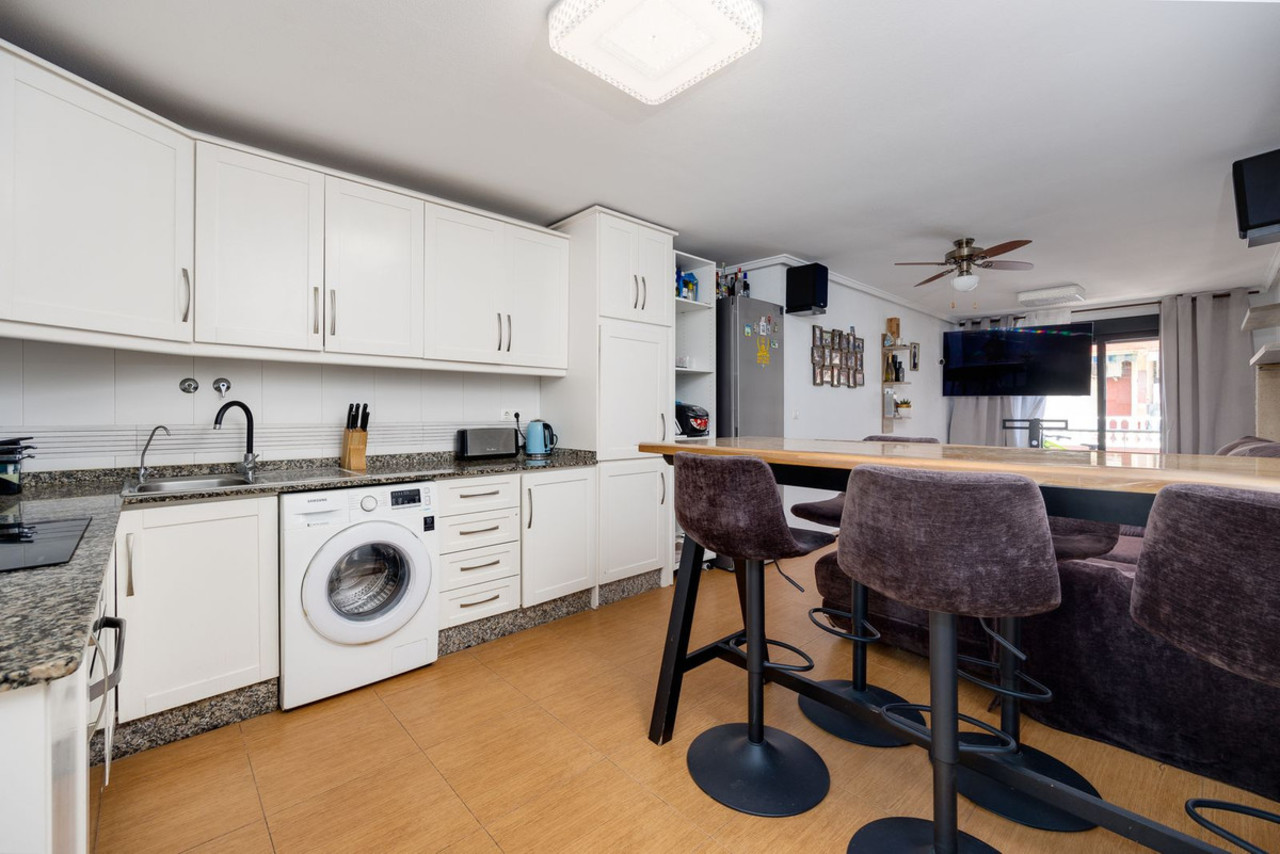 3 bedroom Apartment for sale in Torrevieja