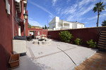 9 bedroom Villa te koop in Torrevieja