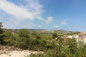 Plot te koop in Moraira