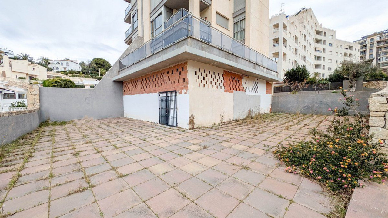 Commercial for sale in Calpe