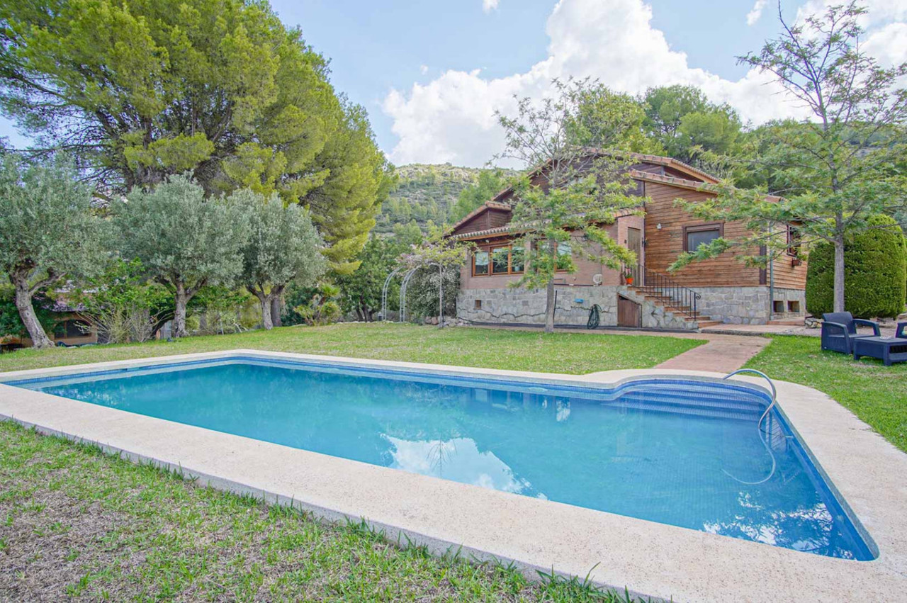 4 bedroom Villa te koop in Orba