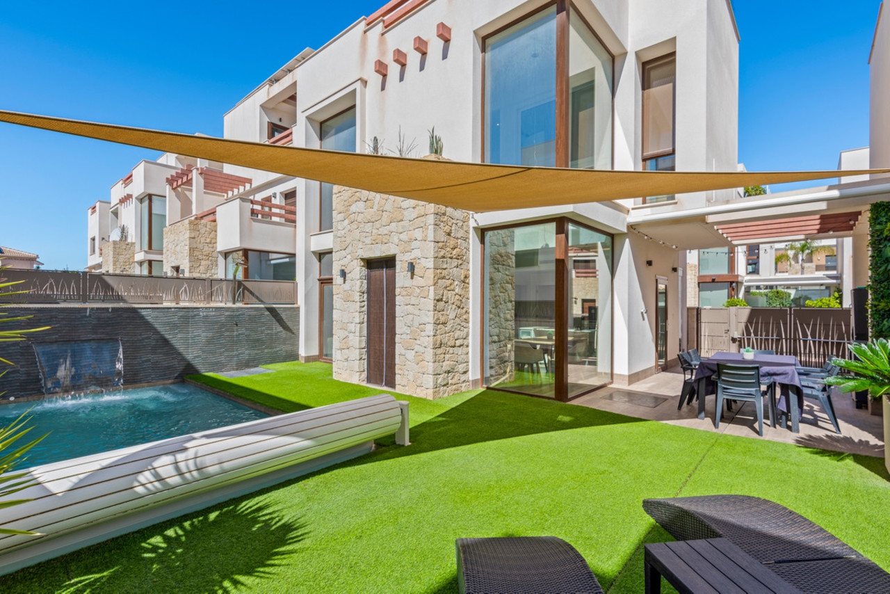 3 bedroom Villa for sale in Ciudad Quesada