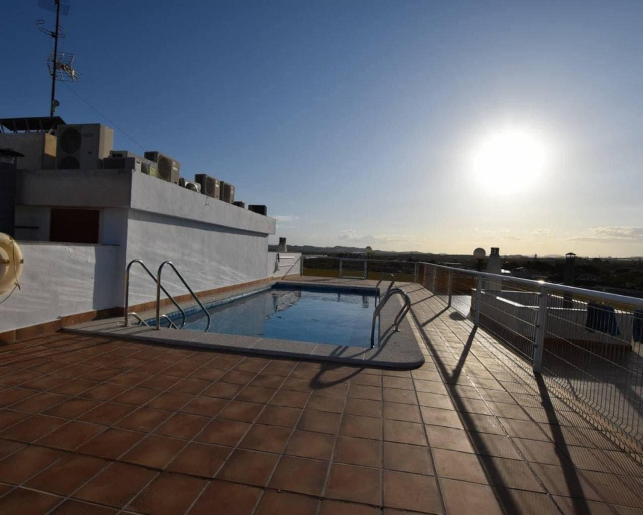 2 bedroom Apartamento se vende en Los Montesinos 