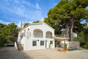 2 bedroom Villa for sale in Denia