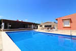 6 bedroom Villa for sale in Heredades