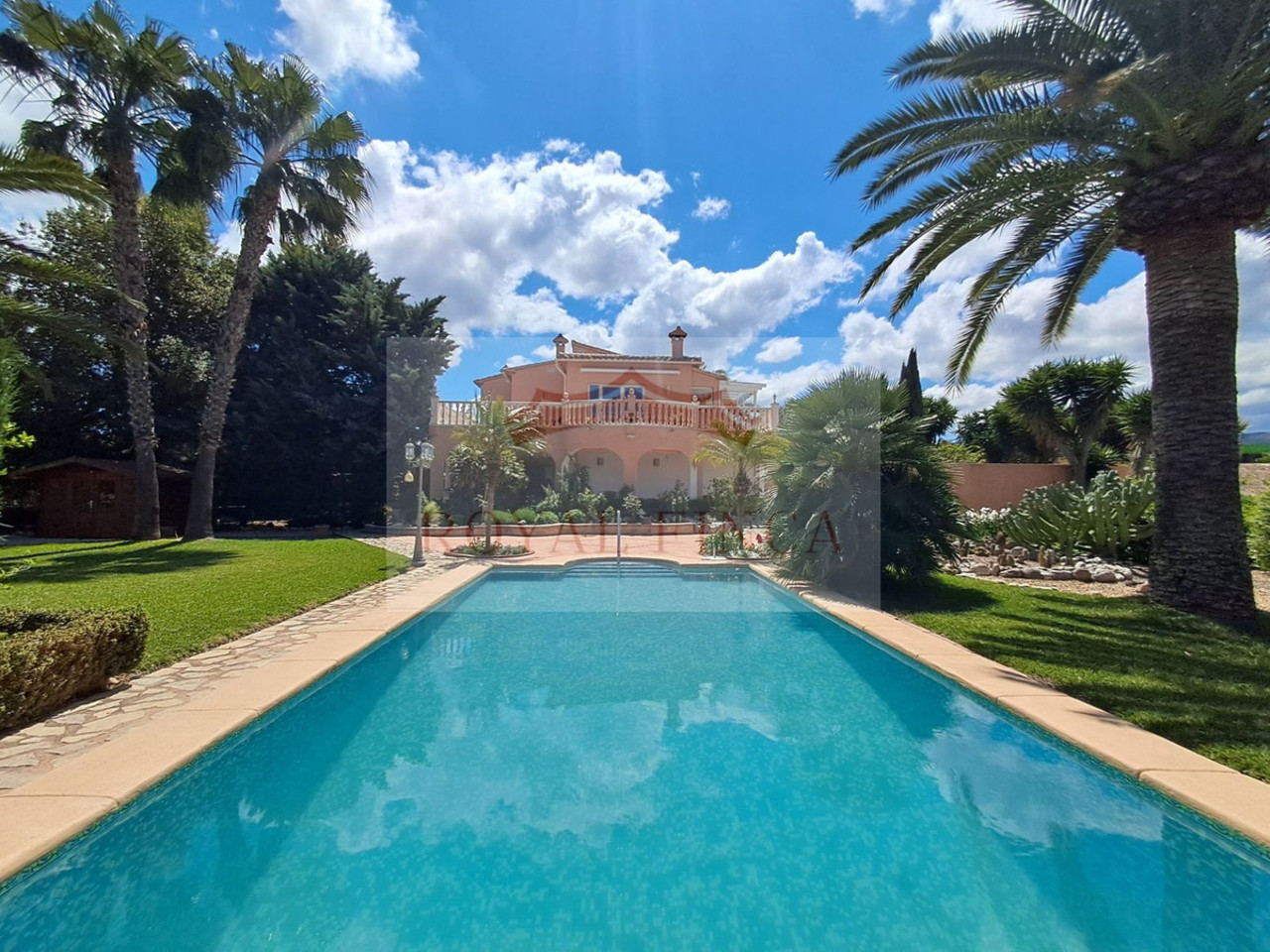 4 bedroom Villa te koop in Sanet y Negrals