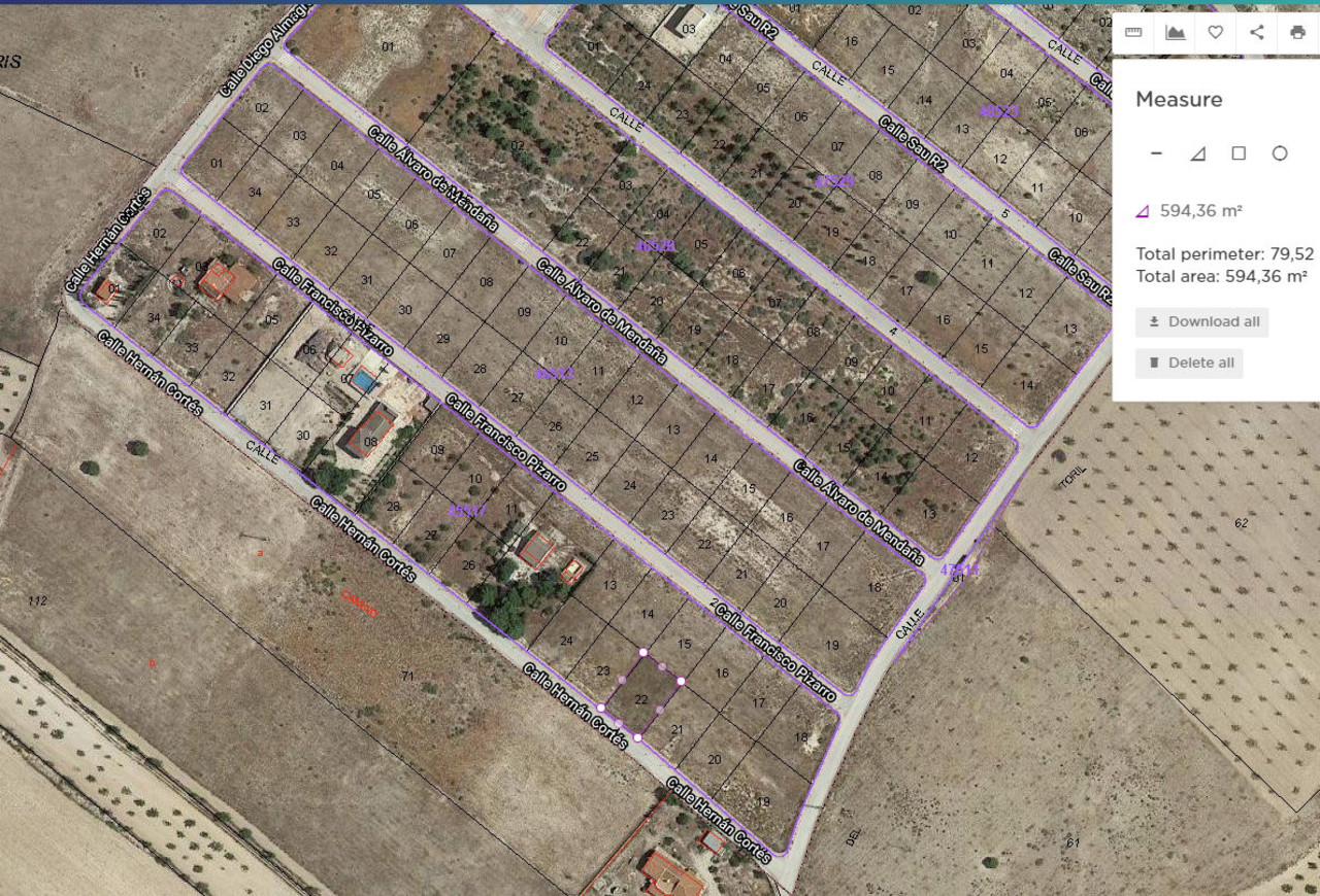 Plot for sale in Salinas