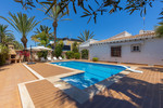4 bedroom Villa te koop in Punta Prima