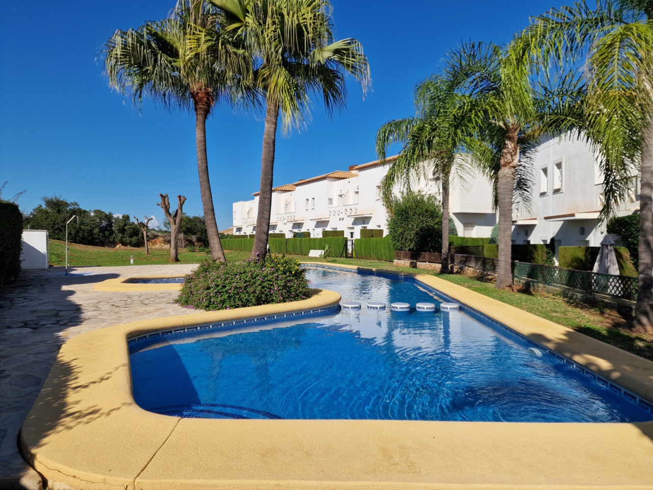 3 bedroom Apartment for sale in Sella