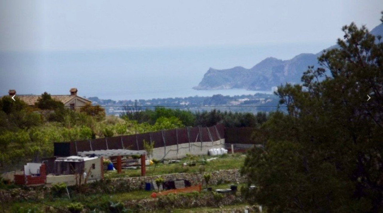 Parcela se vende en Callosa d'en Sarria