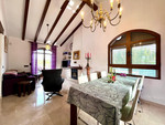 4 bedroom Villa for sale in Villamartin