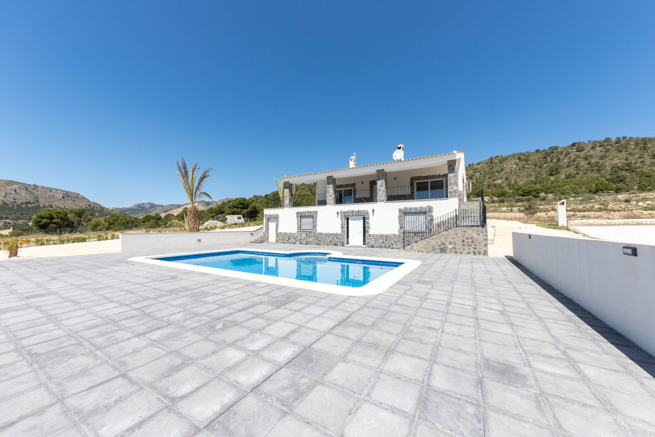 5 bedroom Villa se vende en La Romana