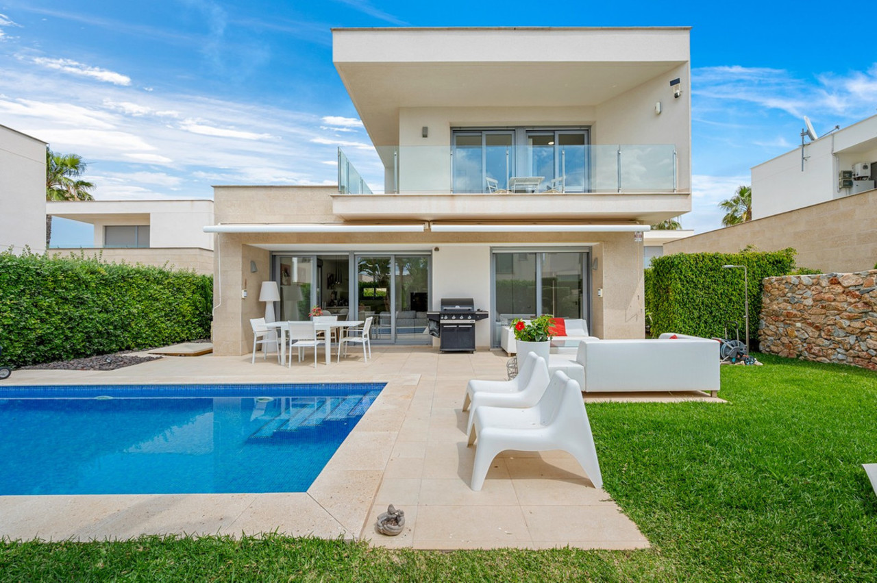 3 sovrum Villa till salu i Orihuela Costa