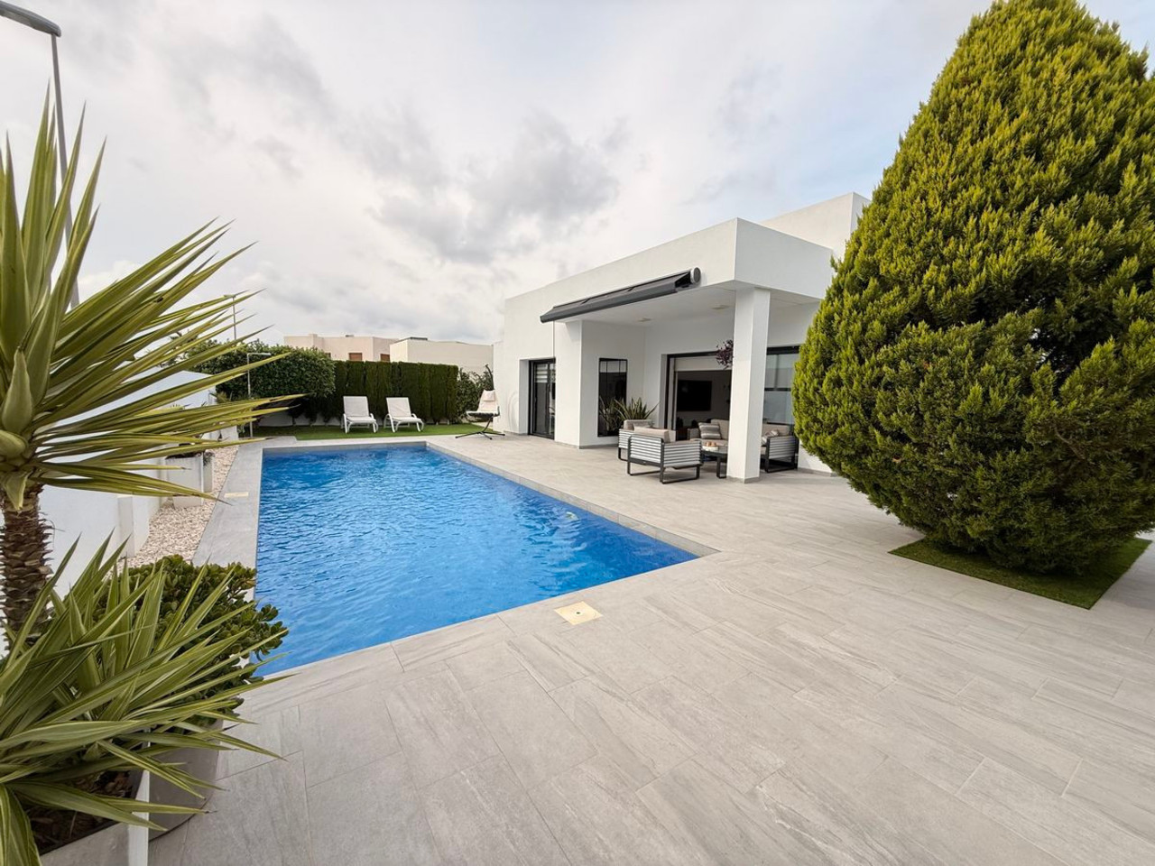 2 bedroom Villa for sale in Benijofar