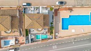 5 bedroom Villa te koop in Torrevieja
