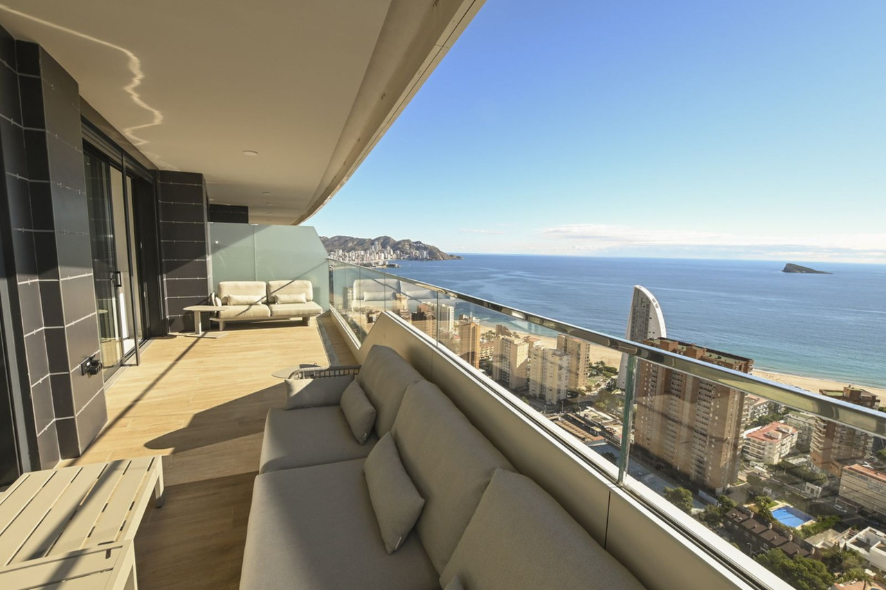 3 bedroom Apartment for sale in Benidorm