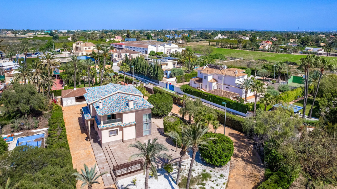 5 bedroom Villa te koop in Elche