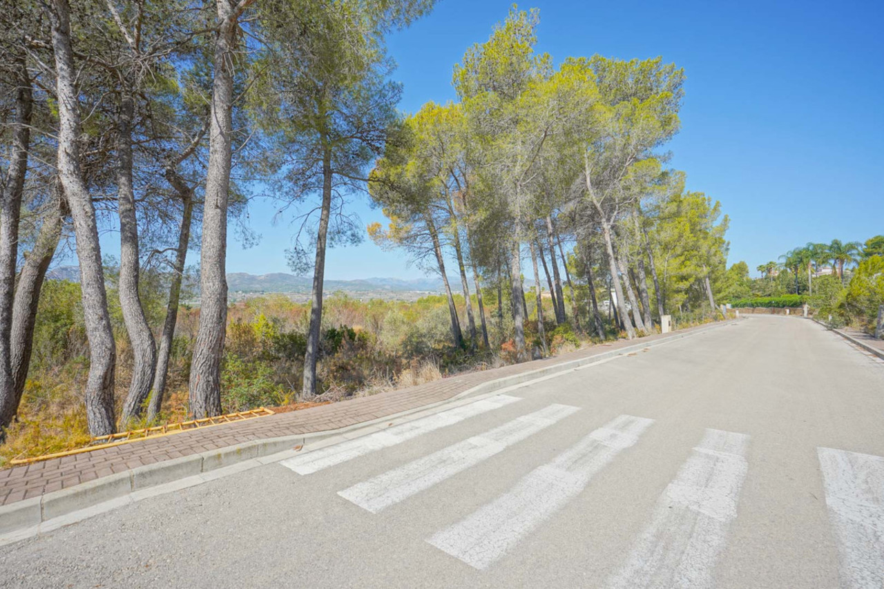 das Grundstück 
zum verkauf in Javea