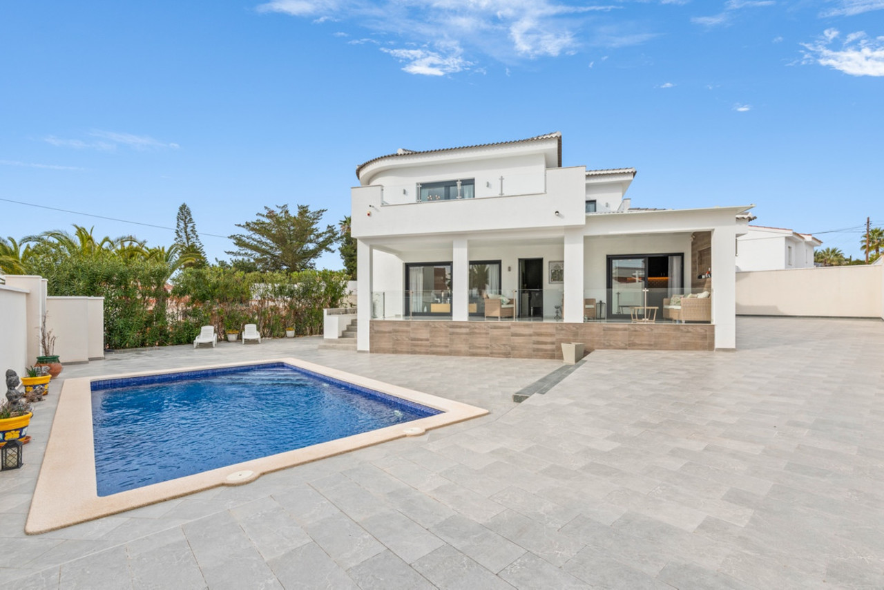 3 bedroom Villa for sale in Ciudad Quesada