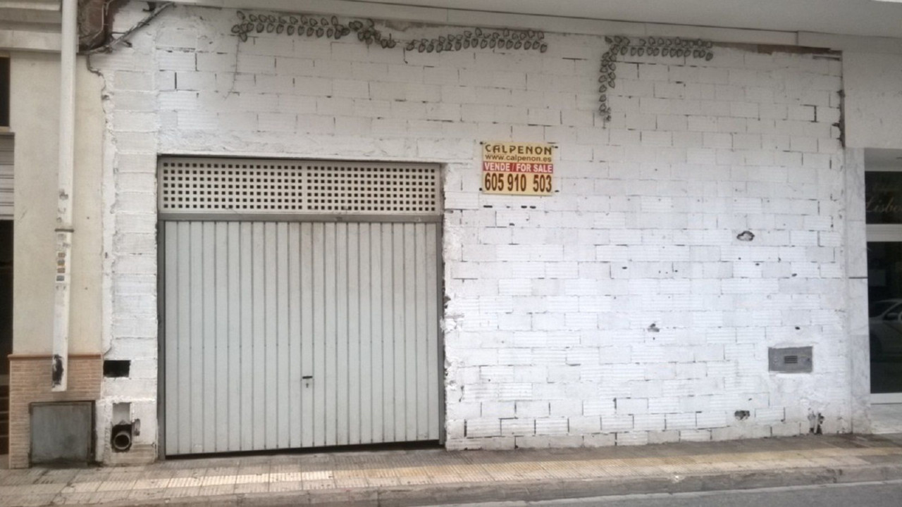 Comercial se vende en Calpe 