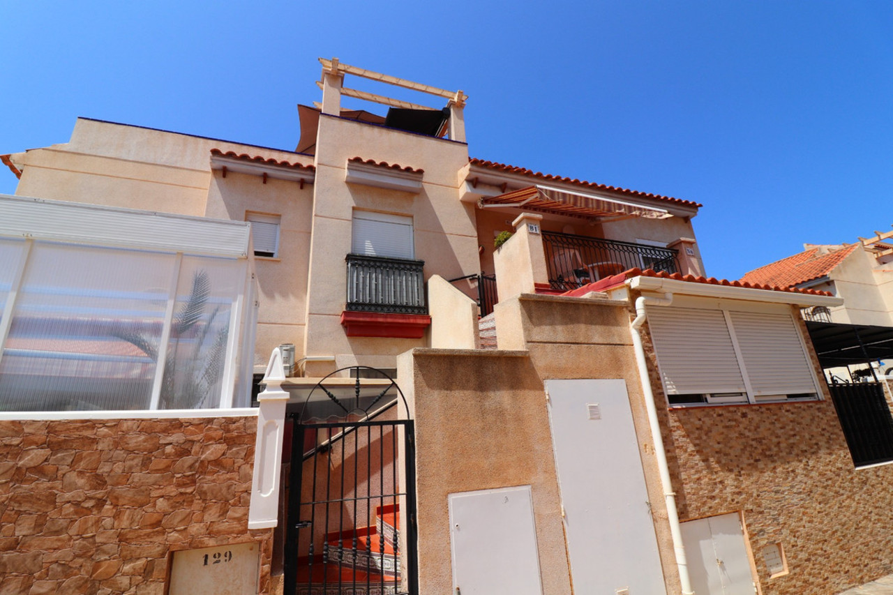 2 bedroom Apartment for sale in Playa Flamenca