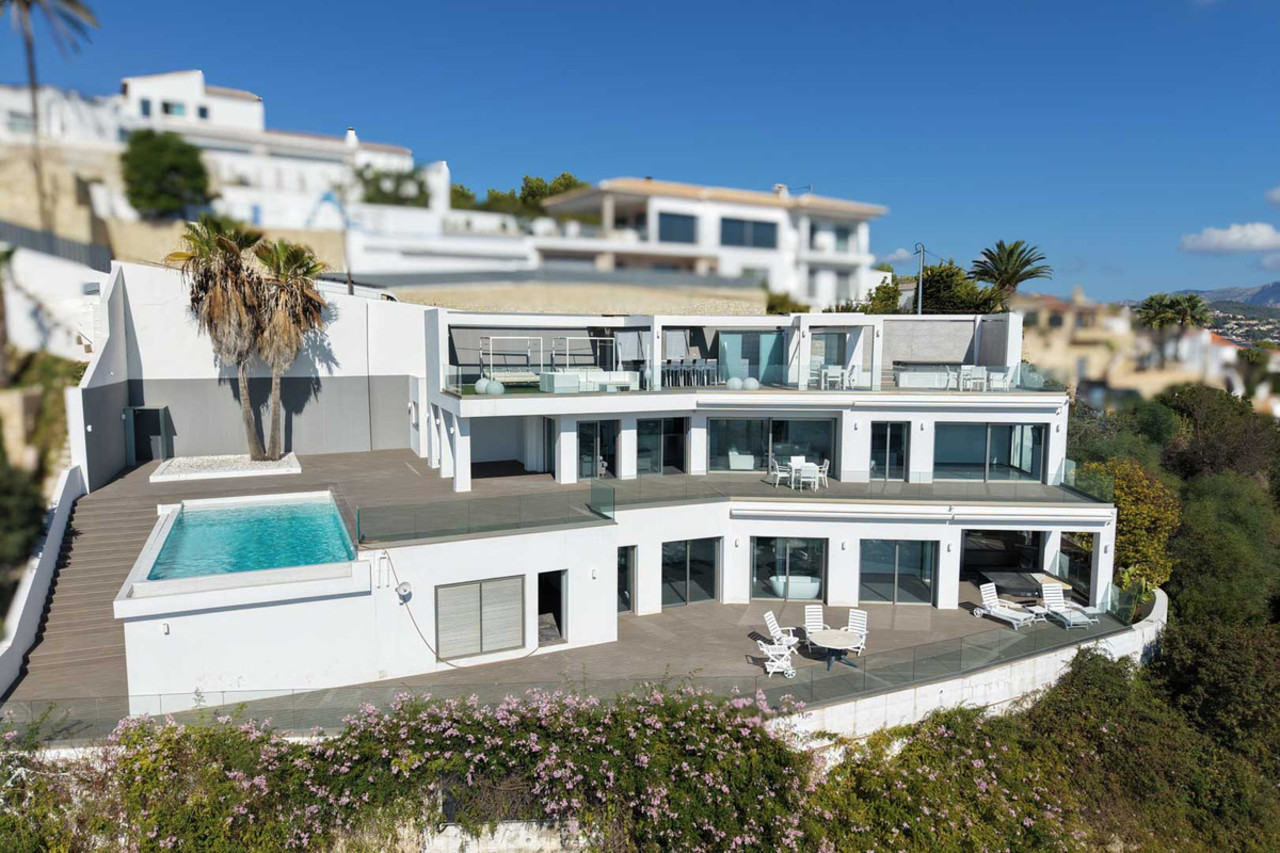 5 bedroom Villa se vende en Moraira