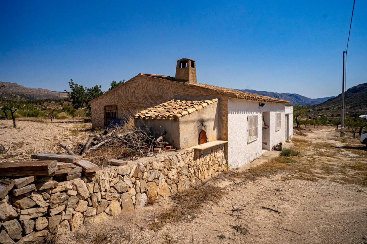 3 bedroom Villa for sale in Relleu