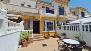 2 bedroom Villa te koop in Guardamar del Segura