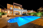 5 спальни Вилла для продажи в Cabo Roig