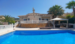 3 bedroom Villa te koop in Bigastro