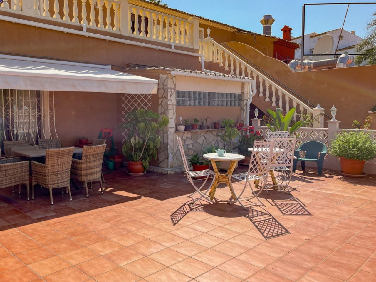 6 bedroom Villa te koop in La Marina