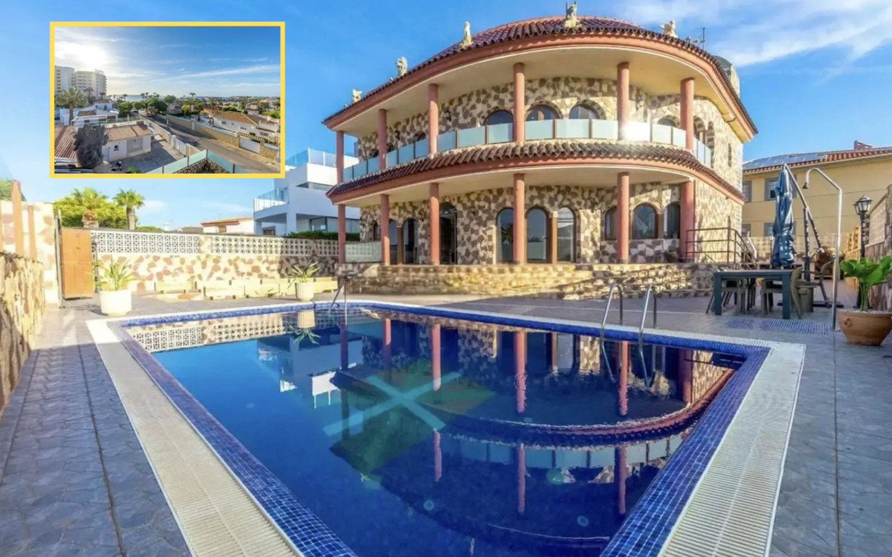 4 bedroom Villa te koop in La Zenia