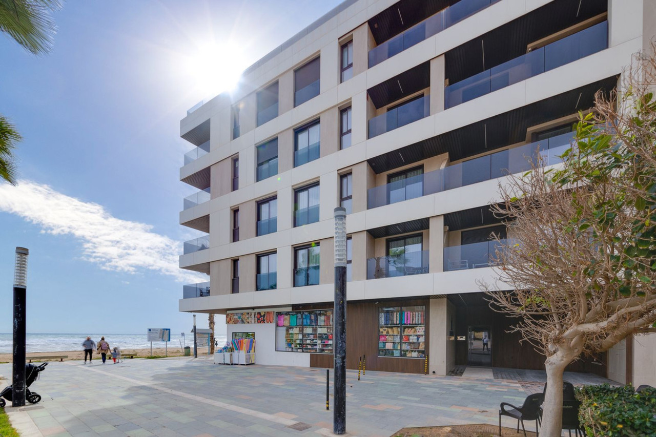 3 bedroom Apartamento se vende en Torrevieja 