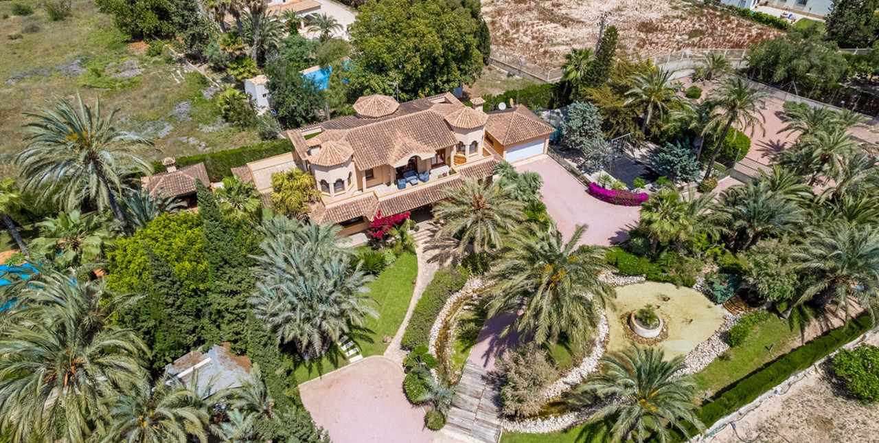 5 спальни Вилла для продажи в Elche