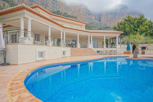 6 bedroom Villa for sale in Javea