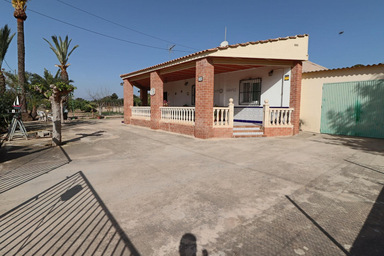 2 bedroom Villa for sale in Benidorm