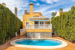 4 bedroom Villa te koop in Cabo Roig