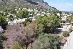 Участок для продажи в Denia