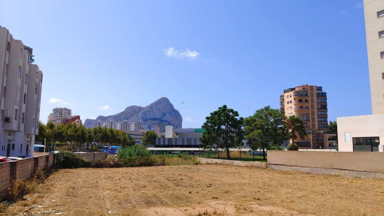 Plot for sale in Calpe